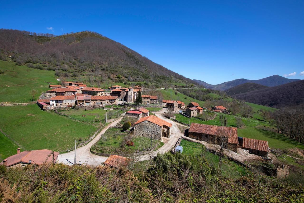 La Casona De Lombrana, En Polaciones 게스트하우스 외부 사진